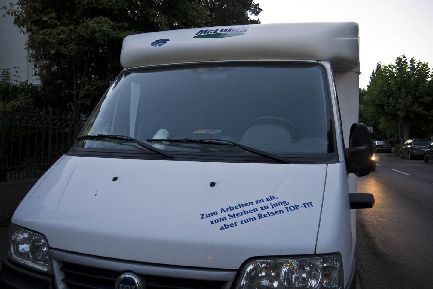 featured image Gesehen auf dem Latrinenfest in Bad Homburg – Schönes Omen!
