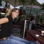 Crossfit beim Layover: Kerstin macht Dips